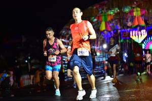 BIB: 243, 22519
                            <button type="button" onclick="openModal(16516056)" class="btn btn-primary btn-sm float-right btn-popup" data-toggle="modal" data-target=".modal-high-quality">
                        <i class="fas fa-shopping-cart"></i> Add to Cart
                    </button>
                                            <button type="button" onclick="isThisMe(16516056, true)" class="btn btn-success btn-sm float-right btn-popup btn-isme hidden" data-toggle="tooltip" data-placement="bottom" title="นี่คือรูปของคุณใช่ไหม คลิกที่นี่เพื่อเอาเข้าอัลบั้ม">
                        <i class="fas fa-plus"></i> Add to album
                    </button>
                    <button type="button" onclick="isThisMe(16516056, false)" class="btn btn-warning btn-sm float-right btn-popup btn-isnotme hidden">
                        <i class="fas fa-ban"></i> Remove from album
                    </button>