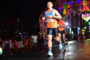 BIB: 212
                            <button type="button" onclick="openModal(16490924)" class="btn btn-primary btn-sm float-right btn-popup" data-toggle="modal" data-target=".modal-high-quality">
                        <i class="fas fa-shopping-cart"></i> Add to Cart
                    </button>
                                            <button type="button" onclick="isThisMe(16490924, true)" class="btn btn-success btn-sm float-right btn-popup btn-isme hidden" data-toggle="tooltip" data-placement="bottom" title="นี่คือรูปของคุณใช่ไหม คลิกที่นี่เพื่อเอาเข้าอัลบั้ม">
                        <i class="fas fa-plus"></i> Add to album
                    </button>
                    <button type="button" onclick="isThisMe(16490924, false)" class="btn btn-warning btn-sm float-right btn-popup btn-isnotme hidden">
                        <i class="fas fa-ban"></i> Remove from album
                    </button>