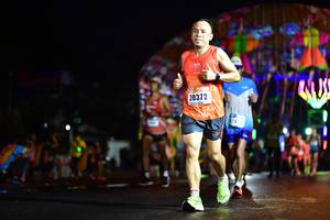 BIB: 20372, 324
                            <button type="button" onclick="openModal(16524786)" class="btn btn-primary btn-sm float-right btn-popup" data-toggle="modal" data-target=".modal-high-quality">
                        <i class="fas fa-shopping-cart"></i> Add to Cart
                    </button>
                                            <button type="button" onclick="isThisMe(16524786, true)" class="btn btn-success btn-sm float-right btn-popup btn-isme hidden" data-toggle="tooltip" data-placement="bottom" title="นี่คือรูปของคุณใช่ไหม คลิกที่นี่เพื่อเอาเข้าอัลบั้ม">
                        <i class="fas fa-plus"></i> Add to album
                    </button>
                    <button type="button" onclick="isThisMe(16524786, false)" class="btn btn-warning btn-sm float-right btn-popup btn-isnotme hidden">
                        <i class="fas fa-ban"></i> Remove from album
                    </button>
