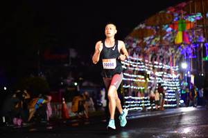 BIB: 20098
                            <button type="button" onclick="openModal(16488993)" class="btn btn-primary btn-sm float-right btn-popup" data-toggle="modal" data-target=".modal-high-quality">
                        <i class="fas fa-shopping-cart"></i> Add to Cart
                    </button>
                                            <button type="button" onclick="isThisMe(16488993, true)" class="btn btn-success btn-sm float-right btn-popup btn-isme hidden" data-toggle="tooltip" data-placement="bottom" title="นี่คือรูปของคุณใช่ไหม คลิกที่นี่เพื่อเอาเข้าอัลบั้ม">
                        <i class="fas fa-plus"></i> Add to album
                    </button>
                    <button type="button" onclick="isThisMe(16488993, false)" class="btn btn-warning btn-sm float-right btn-popup btn-isnotme hidden">
                        <i class="fas fa-ban"></i> Remove from album
                    </button>