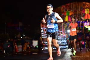 BIB: 40552, 20237
                            <button type="button" onclick="openModal(16518276)" class="btn btn-primary btn-sm float-right btn-popup" data-toggle="modal" data-target=".modal-high-quality">
                        <i class="fas fa-shopping-cart"></i> Add to Cart
                    </button>
                                            <button type="button" onclick="isThisMe(16518276, true)" class="btn btn-success btn-sm float-right btn-popup btn-isme hidden" data-toggle="tooltip" data-placement="bottom" title="นี่คือรูปของคุณใช่ไหม คลิกที่นี่เพื่อเอาเข้าอัลบั้ม">
                        <i class="fas fa-plus"></i> Add to album
                    </button>
                    <button type="button" onclick="isThisMe(16518276, false)" class="btn btn-warning btn-sm float-right btn-popup btn-isnotme hidden">
                        <i class="fas fa-ban"></i> Remove from album
                    </button>