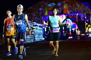 BIB: 0914, 431, 44470
                            <button type="button" onclick="openModal(17010073)" class="btn btn-primary btn-sm float-right btn-popup" data-toggle="modal" data-target=".modal-high-quality">
                        <i class="fas fa-shopping-cart"></i> Add to Cart
                    </button>
                                            <button type="button" onclick="isThisMe(17010073, true)" class="btn btn-success btn-sm float-right btn-popup btn-isme hidden" data-toggle="tooltip" data-placement="bottom" title="นี่คือรูปของคุณใช่ไหม คลิกที่นี่เพื่อเอาเข้าอัลบั้ม">
                        <i class="fas fa-plus"></i> Add to album
                    </button>
                    <button type="button" onclick="isThisMe(17010073, false)" class="btn btn-warning btn-sm float-right btn-popup btn-isnotme hidden">
                        <i class="fas fa-ban"></i> Remove from album
                    </button>
