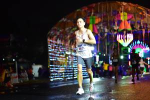 BIB: 40621
                            <button type="button" onclick="openModal(16487287)" class="btn btn-primary btn-sm float-right btn-popup" data-toggle="modal" data-target=".modal-high-quality">
                        <i class="fas fa-shopping-cart"></i> Add to Cart
                    </button>
                                            <button type="button" onclick="isThisMe(16487287, true)" class="btn btn-success btn-sm float-right btn-popup btn-isme hidden" data-toggle="tooltip" data-placement="bottom" title="นี่คือรูปของคุณใช่ไหม คลิกที่นี่เพื่อเอาเข้าอัลบั้ม">
                        <i class="fas fa-plus"></i> Add to album
                    </button>
                    <button type="button" onclick="isThisMe(16487287, false)" class="btn btn-warning btn-sm float-right btn-popup btn-isnotme hidden">
                        <i class="fas fa-ban"></i> Remove from album
                    </button>