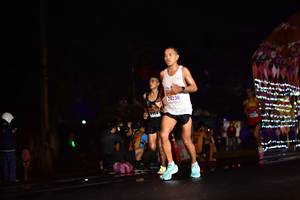 BIB: 24236
                            <button type="button" onclick="openModal(16487994)" class="btn btn-primary btn-sm float-right btn-popup" data-toggle="modal" data-target=".modal-high-quality">
                        <i class="fas fa-shopping-cart"></i> Add to Cart
                    </button>
                                            <button type="button" onclick="isThisMe(16487994, true)" class="btn btn-success btn-sm float-right btn-popup btn-isme hidden" data-toggle="tooltip" data-placement="bottom" title="นี่คือรูปของคุณใช่ไหม คลิกที่นี่เพื่อเอาเข้าอัลบั้ม">
                        <i class="fas fa-plus"></i> Add to album
                    </button>
                    <button type="button" onclick="isThisMe(16487994, false)" class="btn btn-warning btn-sm float-right btn-popup btn-isnotme hidden">
                        <i class="fas fa-ban"></i> Remove from album
                    </button>