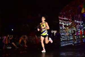 BIB: 4176
                            <button type="button" onclick="openModal(16485903)" class="btn btn-primary btn-sm float-right btn-popup" data-toggle="modal" data-target=".modal-high-quality">
                        <i class="fas fa-shopping-cart"></i> Add to Cart
                    </button>
                                            <button type="button" onclick="isThisMe(16485903, true)" class="btn btn-success btn-sm float-right btn-popup btn-isme hidden" data-toggle="tooltip" data-placement="bottom" title="นี่คือรูปของคุณใช่ไหม คลิกที่นี่เพื่อเอาเข้าอัลบั้ม">
                        <i class="fas fa-plus"></i> Add to album
                    </button>
                    <button type="button" onclick="isThisMe(16485903, false)" class="btn btn-warning btn-sm float-right btn-popup btn-isnotme hidden">
                        <i class="fas fa-ban"></i> Remove from album
                    </button>