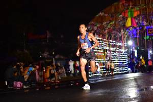 BIB: 0400
                            <button type="button" onclick="openModal(16487795)" class="btn btn-primary btn-sm float-right btn-popup" data-toggle="modal" data-target=".modal-high-quality">
                        <i class="fas fa-shopping-cart"></i> Add to Cart
                    </button>
                                            <button type="button" onclick="isThisMe(16487795, true)" class="btn btn-success btn-sm float-right btn-popup btn-isme hidden" data-toggle="tooltip" data-placement="bottom" title="นี่คือรูปของคุณใช่ไหม คลิกที่นี่เพื่อเอาเข้าอัลบั้ม">
                        <i class="fas fa-plus"></i> Add to album
                    </button>
                    <button type="button" onclick="isThisMe(16487795, false)" class="btn btn-warning btn-sm float-right btn-popup btn-isnotme hidden">
                        <i class="fas fa-ban"></i> Remove from album
                    </button>