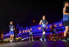 BIB: 400, 4064
                            <button type="button" onclick="openModal(17997886)" class="btn btn-primary btn-sm float-right btn-popup" data-toggle="modal" data-target=".modal-high-quality">
                        <i class="fas fa-shopping-cart"></i> Add to Cart
                    </button>
                                            <button type="button" onclick="isThisMe(17997886, true)" class="btn btn-success btn-sm float-right btn-popup btn-isme hidden" data-toggle="tooltip" data-placement="bottom" title="นี่คือรูปของคุณใช่ไหม คลิกที่นี่เพื่อเอาเข้าอัลบั้ม">
                        <i class="fas fa-plus"></i> Add to album
                    </button>
                    <button type="button" onclick="isThisMe(17997886, false)" class="btn btn-warning btn-sm float-right btn-popup btn-isnotme hidden">
                        <i class="fas fa-ban"></i> Remove from album
                    </button>