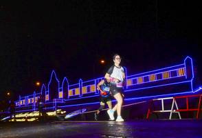 BIB: 442
                            <button type="button" onclick="openModal(17974127)" class="btn btn-primary btn-sm float-right btn-popup" data-toggle="modal" data-target=".modal-high-quality">
                        <i class="fas fa-shopping-cart"></i> Add to Cart
                    </button>
                                            <button type="button" onclick="isThisMe(17974127, true)" class="btn btn-success btn-sm float-right btn-popup btn-isme hidden" data-toggle="tooltip" data-placement="bottom" title="นี่คือรูปของคุณใช่ไหม คลิกที่นี่เพื่อเอาเข้าอัลบั้ม">
                        <i class="fas fa-plus"></i> Add to album
                    </button>
                    <button type="button" onclick="isThisMe(17974127, false)" class="btn btn-warning btn-sm float-right btn-popup btn-isnotme hidden">
                        <i class="fas fa-ban"></i> Remove from album
                    </button>