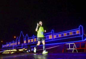 BIB: 401
                            <button type="button" onclick="openModal(17934706)" class="btn btn-primary btn-sm float-right btn-popup" data-toggle="modal" data-target=".modal-high-quality">
                        <i class="fas fa-shopping-cart"></i> Add to Cart
                    </button>
                                            <button type="button" onclick="isThisMe(17934706, true)" class="btn btn-success btn-sm float-right btn-popup btn-isme hidden" data-toggle="tooltip" data-placement="bottom" title="นี่คือรูปของคุณใช่ไหม คลิกที่นี่เพื่อเอาเข้าอัลบั้ม">
                        <i class="fas fa-plus"></i> Add to album
                    </button>
                    <button type="button" onclick="isThisMe(17934706, false)" class="btn btn-warning btn-sm float-right btn-popup btn-isnotme hidden">
                        <i class="fas fa-ban"></i> Remove from album
                    </button>