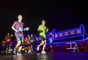 BIB: 4183
                            <button type="button" onclick="openModal(17972935)" class="btn btn-primary btn-sm float-right btn-popup" data-toggle="modal" data-target=".modal-high-quality">
                        <i class="fas fa-shopping-cart"></i> Add to Cart
                    </button>
                                            <button type="button" onclick="isThisMe(17972935, true)" class="btn btn-success btn-sm float-right btn-popup btn-isme hidden" data-toggle="tooltip" data-placement="bottom" title="นี่คือรูปของคุณใช่ไหม คลิกที่นี่เพื่อเอาเข้าอัลบั้ม">
                        <i class="fas fa-plus"></i> Add to album
                    </button>
                    <button type="button" onclick="isThisMe(17972935, false)" class="btn btn-warning btn-sm float-right btn-popup btn-isnotme hidden">
                        <i class="fas fa-ban"></i> Remove from album
                    </button>