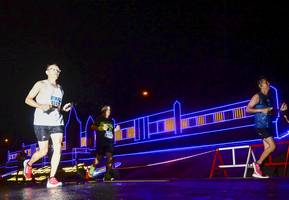 BIB: 424
                            <button type="button" onclick="openModal(17934285)" class="btn btn-primary btn-sm float-right btn-popup" data-toggle="modal" data-target=".modal-high-quality">
                        <i class="fas fa-shopping-cart"></i> Add to Cart
                    </button>
                                            <button type="button" onclick="isThisMe(17934285, true)" class="btn btn-success btn-sm float-right btn-popup btn-isme hidden" data-toggle="tooltip" data-placement="bottom" title="นี่คือรูปของคุณใช่ไหม คลิกที่นี่เพื่อเอาเข้าอัลบั้ม">
                        <i class="fas fa-plus"></i> Add to album
                    </button>
                    <button type="button" onclick="isThisMe(17934285, false)" class="btn btn-warning btn-sm float-right btn-popup btn-isnotme hidden">
                        <i class="fas fa-ban"></i> Remove from album
                    </button>