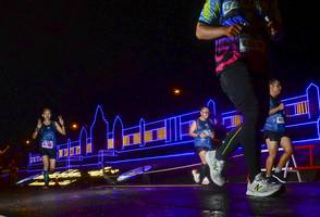 BIB: 407
                            <button type="button" onclick="openModal(17973599)" class="btn btn-primary btn-sm float-right btn-popup" data-toggle="modal" data-target=".modal-high-quality">
                        <i class="fas fa-shopping-cart"></i> Add to Cart
                    </button>
                                            <button type="button" onclick="isThisMe(17973599, true)" class="btn btn-success btn-sm float-right btn-popup btn-isme hidden" data-toggle="tooltip" data-placement="bottom" title="นี่คือรูปของคุณใช่ไหม คลิกที่นี่เพื่อเอาเข้าอัลบั้ม">
                        <i class="fas fa-plus"></i> Add to album
                    </button>
                    <button type="button" onclick="isThisMe(17973599, false)" class="btn btn-warning btn-sm float-right btn-popup btn-isnotme hidden">
                        <i class="fas fa-ban"></i> Remove from album
                    </button>