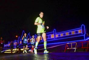 BIB: 414
                            <button type="button" onclick="openModal(17973136)" class="btn btn-primary btn-sm float-right btn-popup" data-toggle="modal" data-target=".modal-high-quality">
                        <i class="fas fa-shopping-cart"></i> Add to Cart
                    </button>
                                            <button type="button" onclick="isThisMe(17973136, true)" class="btn btn-success btn-sm float-right btn-popup btn-isme hidden" data-toggle="tooltip" data-placement="bottom" title="นี่คือรูปของคุณใช่ไหม คลิกที่นี่เพื่อเอาเข้าอัลบั้ม">
                        <i class="fas fa-plus"></i> Add to album
                    </button>
                    <button type="button" onclick="isThisMe(17973136, false)" class="btn btn-warning btn-sm float-right btn-popup btn-isnotme hidden">
                        <i class="fas fa-ban"></i> Remove from album
                    </button>