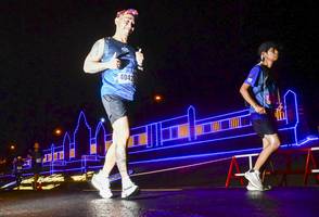 BIB: 4042
                            <button type="button" onclick="openModal(17997384)" class="btn btn-primary btn-sm float-right btn-popup" data-toggle="modal" data-target=".modal-high-quality">
                        <i class="fas fa-shopping-cart"></i> Add to Cart
                    </button>
                                            <button type="button" onclick="isThisMe(17997384, true)" class="btn btn-success btn-sm float-right btn-popup btn-isme hidden" data-toggle="tooltip" data-placement="bottom" title="นี่คือรูปของคุณใช่ไหม คลิกที่นี่เพื่อเอาเข้าอัลบั้ม">
                        <i class="fas fa-plus"></i> Add to album
                    </button>
                    <button type="button" onclick="isThisMe(17997384, false)" class="btn btn-warning btn-sm float-right btn-popup btn-isnotme hidden">
                        <i class="fas fa-ban"></i> Remove from album
                    </button>