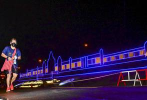 BIB: 
                            <button type="button" onclick="openModal(17997246)" class="btn btn-primary btn-sm float-right btn-popup" data-toggle="modal" data-target=".modal-high-quality">
                        <i class="fas fa-shopping-cart"></i> Add to Cart
                    </button>
                                            <button type="button" onclick="isThisMe(17997246, true)" class="btn btn-success btn-sm float-right btn-popup btn-isme hidden" data-toggle="tooltip" data-placement="bottom" title="นี่คือรูปของคุณใช่ไหม คลิกที่นี่เพื่อเอาเข้าอัลบั้ม">
                        <i class="fas fa-plus"></i> Add to album
                    </button>
                    <button type="button" onclick="isThisMe(17997246, false)" class="btn btn-warning btn-sm float-right btn-popup btn-isnotme hidden">
                        <i class="fas fa-ban"></i> Remove from album
                    </button>