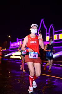 BIB: 128
                            <button type="button" onclick="openModal(16576251)" class="btn btn-primary btn-sm float-right btn-popup" data-toggle="modal" data-target=".modal-high-quality">
                        <i class="fas fa-shopping-cart"></i> Add to Cart
                    </button>
                                            <button type="button" onclick="isThisMe(16576251, true)" class="btn btn-success btn-sm float-right btn-popup btn-isme hidden" data-toggle="tooltip" data-placement="bottom" title="นี่คือรูปของคุณใช่ไหม คลิกที่นี่เพื่อเอาเข้าอัลบั้ม">
                        <i class="fas fa-plus"></i> Add to album
                    </button>
                    <button type="button" onclick="isThisMe(16576251, false)" class="btn btn-warning btn-sm float-right btn-popup btn-isnotme hidden">
                        <i class="fas fa-ban"></i> Remove from album
                    </button>