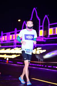 BIB: 40411
                            <button type="button" onclick="openModal(16634117)" class="btn btn-primary btn-sm float-right btn-popup" data-toggle="modal" data-target=".modal-high-quality">
                        <i class="fas fa-shopping-cart"></i> Add to Cart
                    </button>
                                            <button type="button" onclick="isThisMe(16634117, true)" class="btn btn-success btn-sm float-right btn-popup btn-isme hidden" data-toggle="tooltip" data-placement="bottom" title="นี่คือรูปของคุณใช่ไหม คลิกที่นี่เพื่อเอาเข้าอัลบั้ม">
                        <i class="fas fa-plus"></i> Add to album
                    </button>
                    <button type="button" onclick="isThisMe(16634117, false)" class="btn btn-warning btn-sm float-right btn-popup btn-isnotme hidden">
                        <i class="fas fa-ban"></i> Remove from album
                    </button>