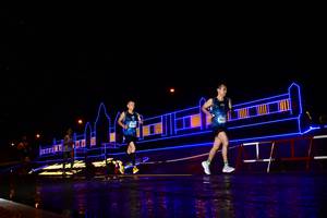 BIB: 4027
                            <button type="button" onclick="openModal(16809931)" class="btn btn-primary btn-sm float-right btn-popup" data-toggle="modal" data-target=".modal-high-quality">
                        <i class="fas fa-shopping-cart"></i> Add to Cart
                    </button>
                                            <button type="button" onclick="isThisMe(16809931, true)" class="btn btn-success btn-sm float-right btn-popup btn-isme hidden" data-toggle="tooltip" data-placement="bottom" title="นี่คือรูปของคุณใช่ไหม คลิกที่นี่เพื่อเอาเข้าอัลบั้ม">
                        <i class="fas fa-plus"></i> Add to album
                    </button>
                    <button type="button" onclick="isThisMe(16809931, false)" class="btn btn-warning btn-sm float-right btn-popup btn-isnotme hidden">
                        <i class="fas fa-ban"></i> Remove from album
                    </button>