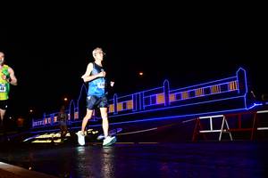 BIB: 410
                            <button type="button" onclick="openModal(16845092)" class="btn btn-primary btn-sm float-right btn-popup" data-toggle="modal" data-target=".modal-high-quality">
                        <i class="fas fa-shopping-cart"></i> Add to Cart
                    </button>
                                            <button type="button" onclick="isThisMe(16845092, true)" class="btn btn-success btn-sm float-right btn-popup btn-isme hidden" data-toggle="tooltip" data-placement="bottom" title="นี่คือรูปของคุณใช่ไหม คลิกที่นี่เพื่อเอาเข้าอัลบั้ม">
                        <i class="fas fa-plus"></i> Add to album
                    </button>
                    <button type="button" onclick="isThisMe(16845092, false)" class="btn btn-warning btn-sm float-right btn-popup btn-isnotme hidden">
                        <i class="fas fa-ban"></i> Remove from album
                    </button>