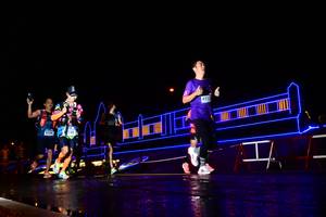 BIB: 4222, 240
                            <button type="button" onclick="openModal(16835492)" class="btn btn-primary btn-sm float-right btn-popup" data-toggle="modal" data-target=".modal-high-quality">
                        <i class="fas fa-shopping-cart"></i> Add to Cart
                    </button>
                                            <button type="button" onclick="isThisMe(16835492, true)" class="btn btn-success btn-sm float-right btn-popup btn-isme hidden" data-toggle="tooltip" data-placement="bottom" title="นี่คือรูปของคุณใช่ไหม คลิกที่นี่เพื่อเอาเข้าอัลบั้ม">
                        <i class="fas fa-plus"></i> Add to album
                    </button>
                    <button type="button" onclick="isThisMe(16835492, false)" class="btn btn-warning btn-sm float-right btn-popup btn-isnotme hidden">
                        <i class="fas fa-ban"></i> Remove from album
                    </button>