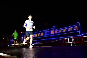 BIB: 4185
                            <button type="button" onclick="openModal(16866502)" class="btn btn-primary btn-sm float-right btn-popup" data-toggle="modal" data-target=".modal-high-quality">
                        <i class="fas fa-shopping-cart"></i> Add to Cart
                    </button>
                                            <button type="button" onclick="isThisMe(16866502, true)" class="btn btn-success btn-sm float-right btn-popup btn-isme hidden" data-toggle="tooltip" data-placement="bottom" title="นี่คือรูปของคุณใช่ไหม คลิกที่นี่เพื่อเอาเข้าอัลบั้ม">
                        <i class="fas fa-plus"></i> Add to album
                    </button>
                    <button type="button" onclick="isThisMe(16866502, false)" class="btn btn-warning btn-sm float-right btn-popup btn-isnotme hidden">
                        <i class="fas fa-ban"></i> Remove from album
                    </button>