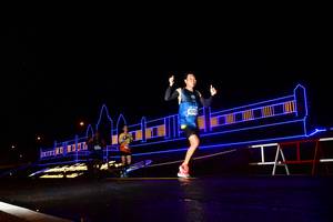 BIB: 424
                            <button type="button" onclick="openModal(16866746)" class="btn btn-primary btn-sm float-right btn-popup" data-toggle="modal" data-target=".modal-high-quality">
                        <i class="fas fa-shopping-cart"></i> Add to Cart
                    </button>
                                            <button type="button" onclick="isThisMe(16866746, true)" class="btn btn-success btn-sm float-right btn-popup btn-isme hidden" data-toggle="tooltip" data-placement="bottom" title="นี่คือรูปของคุณใช่ไหม คลิกที่นี่เพื่อเอาเข้าอัลบั้ม">
                        <i class="fas fa-plus"></i> Add to album
                    </button>
                    <button type="button" onclick="isThisMe(16866746, false)" class="btn btn-warning btn-sm float-right btn-popup btn-isnotme hidden">
                        <i class="fas fa-ban"></i> Remove from album
                    </button>