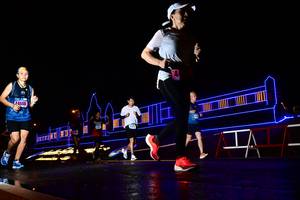 BIB: 4600
                            <button type="button" onclick="openModal(16861281)" class="btn btn-primary btn-sm float-right btn-popup" data-toggle="modal" data-target=".modal-high-quality">
                        <i class="fas fa-shopping-cart"></i> Add to Cart
                    </button>
                                            <button type="button" onclick="isThisMe(16861281, true)" class="btn btn-success btn-sm float-right btn-popup btn-isme hidden" data-toggle="tooltip" data-placement="bottom" title="นี่คือรูปของคุณใช่ไหม คลิกที่นี่เพื่อเอาเข้าอัลบั้ม">
                        <i class="fas fa-plus"></i> Add to album
                    </button>
                    <button type="button" onclick="isThisMe(16861281, false)" class="btn btn-warning btn-sm float-right btn-popup btn-isnotme hidden">
                        <i class="fas fa-ban"></i> Remove from album
                    </button>