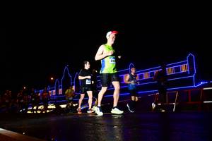 BIB: 418
                            <button type="button" onclick="openModal(16863063)" class="btn btn-primary btn-sm float-right btn-popup" data-toggle="modal" data-target=".modal-high-quality">
                        <i class="fas fa-shopping-cart"></i> Add to Cart
                    </button>
                                            <button type="button" onclick="isThisMe(16863063, true)" class="btn btn-success btn-sm float-right btn-popup btn-isme hidden" data-toggle="tooltip" data-placement="bottom" title="นี่คือรูปของคุณใช่ไหม คลิกที่นี่เพื่อเอาเข้าอัลบั้ม">
                        <i class="fas fa-plus"></i> Add to album
                    </button>
                    <button type="button" onclick="isThisMe(16863063, false)" class="btn btn-warning btn-sm float-right btn-popup btn-isnotme hidden">
                        <i class="fas fa-ban"></i> Remove from album
                    </button>