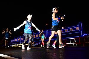 BIB: 4422
                            <button type="button" onclick="openModal(16890645)" class="btn btn-primary btn-sm float-right btn-popup" data-toggle="modal" data-target=".modal-high-quality">
                        <i class="fas fa-shopping-cart"></i> Add to Cart
                    </button>
                                            <button type="button" onclick="isThisMe(16890645, true)" class="btn btn-success btn-sm float-right btn-popup btn-isme hidden" data-toggle="tooltip" data-placement="bottom" title="นี่คือรูปของคุณใช่ไหม คลิกที่นี่เพื่อเอาเข้าอัลบั้ม">
                        <i class="fas fa-plus"></i> Add to album
                    </button>
                    <button type="button" onclick="isThisMe(16890645, false)" class="btn btn-warning btn-sm float-right btn-popup btn-isnotme hidden">
                        <i class="fas fa-ban"></i> Remove from album
                    </button>