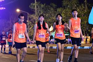 BIB: 26461, 22013, 27172, 27160
                            <button type="button" onclick="openModal(17069372)" class="btn btn-primary btn-sm float-right btn-popup" data-toggle="modal" data-target=".modal-high-quality">
                        <i class="fas fa-shopping-cart"></i> Add to Cart
                    </button>
                                            <button type="button" onclick="isThisMe(17069372, true)" class="btn btn-success btn-sm float-right btn-popup btn-isme hidden" data-toggle="tooltip" data-placement="bottom" title="นี่คือรูปของคุณใช่ไหม คลิกที่นี่เพื่อเอาเข้าอัลบั้ม">
                        <i class="fas fa-plus"></i> Add to album
                    </button>
                    <button type="button" onclick="isThisMe(17069372, false)" class="btn btn-warning btn-sm float-right btn-popup btn-isnotme hidden">
                        <i class="fas fa-ban"></i> Remove from album
                    </button>