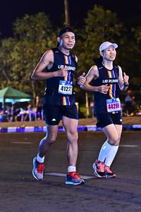 BIB: 4127, 44298
                            <button type="button" onclick="openModal(17071154)" class="btn btn-primary btn-sm float-right btn-popup" data-toggle="modal" data-target=".modal-high-quality">
                        <i class="fas fa-shopping-cart"></i> Add to Cart
                    </button>
                                            <button type="button" onclick="isThisMe(17071154, true)" class="btn btn-success btn-sm float-right btn-popup btn-isme hidden" data-toggle="tooltip" data-placement="bottom" title="นี่คือรูปของคุณใช่ไหม คลิกที่นี่เพื่อเอาเข้าอัลบั้ม">
                        <i class="fas fa-plus"></i> Add to album
                    </button>
                    <button type="button" onclick="isThisMe(17071154, false)" class="btn btn-warning btn-sm float-right btn-popup btn-isnotme hidden">
                        <i class="fas fa-ban"></i> Remove from album
                    </button>