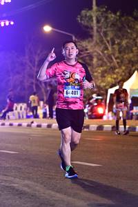 BIB: 401
                            <button type="button" onclick="openModal(17089024)" class="btn btn-primary btn-sm float-right btn-popup" data-toggle="modal" data-target=".modal-high-quality">
                        <i class="fas fa-shopping-cart"></i> Add to Cart
                    </button>
                                            <button type="button" onclick="isThisMe(17089024, true)" class="btn btn-success btn-sm float-right btn-popup btn-isme hidden" data-toggle="tooltip" data-placement="bottom" title="นี่คือรูปของคุณใช่ไหม คลิกที่นี่เพื่อเอาเข้าอัลบั้ม">
                        <i class="fas fa-plus"></i> Add to album
                    </button>
                    <button type="button" onclick="isThisMe(17089024, false)" class="btn btn-warning btn-sm float-right btn-popup btn-isnotme hidden">
                        <i class="fas fa-ban"></i> Remove from album
                    </button>