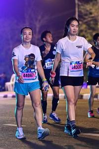 BIB: 4305, 44332, 44067
                            <button type="button" onclick="openModal(17112654)" class="btn btn-primary btn-sm float-right btn-popup" data-toggle="modal" data-target=".modal-high-quality">
                        <i class="fas fa-shopping-cart"></i> Add to Cart
                    </button>
                                            <button type="button" onclick="isThisMe(17112654, true)" class="btn btn-success btn-sm float-right btn-popup btn-isme hidden" data-toggle="tooltip" data-placement="bottom" title="นี่คือรูปของคุณใช่ไหม คลิกที่นี่เพื่อเอาเข้าอัลบั้ม">
                        <i class="fas fa-plus"></i> Add to album
                    </button>
                    <button type="button" onclick="isThisMe(17112654, false)" class="btn btn-warning btn-sm float-right btn-popup btn-isnotme hidden">
                        <i class="fas fa-ban"></i> Remove from album
                    </button>
