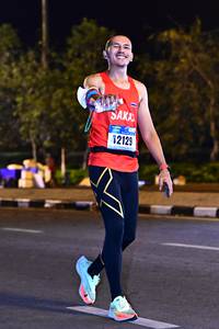 BIB: 12129
                            <button type="button" onclick="openModal(17132548)" class="btn btn-primary btn-sm float-right btn-popup" data-toggle="modal" data-target=".modal-high-quality">
                        <i class="fas fa-shopping-cart"></i> Add to Cart
                    </button>
                                            <button type="button" onclick="isThisMe(17132548, true)" class="btn btn-success btn-sm float-right btn-popup btn-isme hidden" data-toggle="tooltip" data-placement="bottom" title="นี่คือรูปของคุณใช่ไหม คลิกที่นี่เพื่อเอาเข้าอัลบั้ม">
                        <i class="fas fa-plus"></i> Add to album
                    </button>
                    <button type="button" onclick="isThisMe(17132548, false)" class="btn btn-warning btn-sm float-right btn-popup btn-isnotme hidden">
                        <i class="fas fa-ban"></i> Remove from album
                    </button>