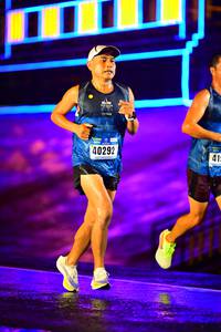 BIB: 40292, 415
                            <button type="button" onclick="openModal(16566169)" class="btn btn-primary btn-sm float-right btn-popup" data-toggle="modal" data-target=".modal-high-quality">
                        <i class="fas fa-shopping-cart"></i> Add to Cart
                    </button>
                                            <button type="button" onclick="isThisMe(16566169, true)" class="btn btn-success btn-sm float-right btn-popup btn-isme hidden" data-toggle="tooltip" data-placement="bottom" title="นี่คือรูปของคุณใช่ไหม คลิกที่นี่เพื่อเอาเข้าอัลบั้ม">
                        <i class="fas fa-plus"></i> Add to album
                    </button>
                    <button type="button" onclick="isThisMe(16566169, false)" class="btn btn-warning btn-sm float-right btn-popup btn-isnotme hidden">
                        <i class="fas fa-ban"></i> Remove from album
                    </button>