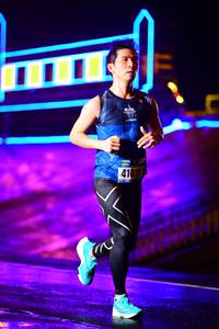 BIB: 410
                            <button type="button" onclick="openModal(16452513)" class="btn btn-primary btn-sm float-right btn-popup" data-toggle="modal" data-target=".modal-high-quality">
                        <i class="fas fa-shopping-cart"></i> Add to Cart
                    </button>
                                            <button type="button" onclick="isThisMe(16452513, true)" class="btn btn-success btn-sm float-right btn-popup btn-isme hidden" data-toggle="tooltip" data-placement="bottom" title="นี่คือรูปของคุณใช่ไหม คลิกที่นี่เพื่อเอาเข้าอัลบั้ม">
                        <i class="fas fa-plus"></i> Add to album
                    </button>
                    <button type="button" onclick="isThisMe(16452513, false)" class="btn btn-warning btn-sm float-right btn-popup btn-isnotme hidden">
                        <i class="fas fa-ban"></i> Remove from album
                    </button>