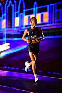 BIB: 401
                            <button type="button" onclick="openModal(16488553)" class="btn btn-primary btn-sm float-right btn-popup" data-toggle="modal" data-target=".modal-high-quality">
                        <i class="fas fa-shopping-cart"></i> Add to Cart
                    </button>
                                            <button type="button" onclick="isThisMe(16488553, true)" class="btn btn-success btn-sm float-right btn-popup btn-isme hidden" data-toggle="tooltip" data-placement="bottom" title="นี่คือรูปของคุณใช่ไหม คลิกที่นี่เพื่อเอาเข้าอัลบั้ม">
                        <i class="fas fa-plus"></i> Add to album
                    </button>
                    <button type="button" onclick="isThisMe(16488553, false)" class="btn btn-warning btn-sm float-right btn-popup btn-isnotme hidden">
                        <i class="fas fa-ban"></i> Remove from album
                    </button>