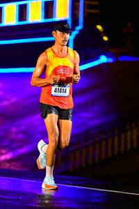 BIB: 41414
                            <button type="button" onclick="openModal(16537953)" class="btn btn-primary btn-sm float-right btn-popup" data-toggle="modal" data-target=".modal-high-quality">
                        <i class="fas fa-shopping-cart"></i> Add to Cart
                    </button>
                                            <button type="button" onclick="isThisMe(16537953, true)" class="btn btn-success btn-sm float-right btn-popup btn-isme hidden" data-toggle="tooltip" data-placement="bottom" title="นี่คือรูปของคุณใช่ไหม คลิกที่นี่เพื่อเอาเข้าอัลบั้ม">
                        <i class="fas fa-plus"></i> Add to album
                    </button>
                    <button type="button" onclick="isThisMe(16537953, false)" class="btn btn-warning btn-sm float-right btn-popup btn-isnotme hidden">
                        <i class="fas fa-ban"></i> Remove from album
                    </button>