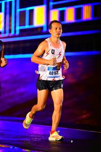 BIB: 40168
                            <button type="button" onclick="openModal(16728825)" class="btn btn-primary btn-sm float-right btn-popup" data-toggle="modal" data-target=".modal-high-quality">
                        <i class="fas fa-shopping-cart"></i> Add to Cart
                    </button>
                                            <button type="button" onclick="isThisMe(16728825, true)" class="btn btn-success btn-sm float-right btn-popup btn-isme hidden" data-toggle="tooltip" data-placement="bottom" title="นี่คือรูปของคุณใช่ไหม คลิกที่นี่เพื่อเอาเข้าอัลบั้ม">
                        <i class="fas fa-plus"></i> Add to album
                    </button>
                    <button type="button" onclick="isThisMe(16728825, false)" class="btn btn-warning btn-sm float-right btn-popup btn-isnotme hidden">
                        <i class="fas fa-ban"></i> Remove from album
                    </button>