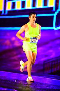 BIB: 42142
                            <button type="button" onclick="openModal(16677893)" class="btn btn-primary btn-sm float-right btn-popup" data-toggle="modal" data-target=".modal-high-quality">
                        <i class="fas fa-shopping-cart"></i> Add to Cart
                    </button>
                                            <button type="button" onclick="isThisMe(16677893, true)" class="btn btn-success btn-sm float-right btn-popup btn-isme hidden" data-toggle="tooltip" data-placement="bottom" title="นี่คือรูปของคุณใช่ไหม คลิกที่นี่เพื่อเอาเข้าอัลบั้ม">
                        <i class="fas fa-plus"></i> Add to album
                    </button>
                    <button type="button" onclick="isThisMe(16677893, false)" class="btn btn-warning btn-sm float-right btn-popup btn-isnotme hidden">
                        <i class="fas fa-ban"></i> Remove from album
                    </button>