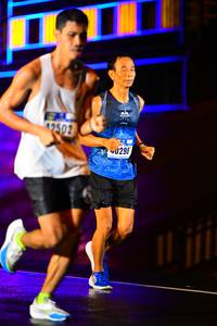 BIB: 12502, 0298
                            <button type="button" onclick="openModal(16730798)" class="btn btn-primary btn-sm float-right btn-popup" data-toggle="modal" data-target=".modal-high-quality">
                        <i class="fas fa-shopping-cart"></i> Add to Cart
                    </button>
                                            <button type="button" onclick="isThisMe(16730798, true)" class="btn btn-success btn-sm float-right btn-popup btn-isme hidden" data-toggle="tooltip" data-placement="bottom" title="นี่คือรูปของคุณใช่ไหม คลิกที่นี่เพื่อเอาเข้าอัลบั้ม">
                        <i class="fas fa-plus"></i> Add to album
                    </button>
                    <button type="button" onclick="isThisMe(16730798, false)" class="btn btn-warning btn-sm float-right btn-popup btn-isnotme hidden">
                        <i class="fas fa-ban"></i> Remove from album
                    </button>