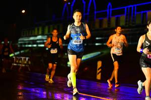 BIB: 41236, 42283
                            <button type="button" onclick="openModal(16612491)" class="btn btn-primary btn-sm float-right btn-popup" data-toggle="modal" data-target=".modal-high-quality">
                        <i class="fas fa-shopping-cart"></i> Add to Cart
                    </button>
                                            <button type="button" onclick="isThisMe(16612491, true)" class="btn btn-success btn-sm float-right btn-popup btn-isme hidden" data-toggle="tooltip" data-placement="bottom" title="นี่คือรูปของคุณใช่ไหม คลิกที่นี่เพื่อเอาเข้าอัลบั้ม">
                        <i class="fas fa-plus"></i> Add to album
                    </button>
                    <button type="button" onclick="isThisMe(16612491, false)" class="btn btn-warning btn-sm float-right btn-popup btn-isnotme hidden">
                        <i class="fas fa-ban"></i> Remove from album
                    </button>