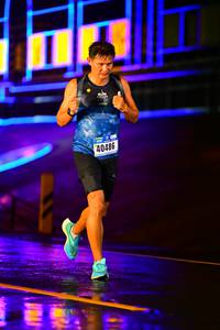 BIB: 40486
                            <button type="button" onclick="openModal(16485536)" class="btn btn-primary btn-sm float-right btn-popup" data-toggle="modal" data-target=".modal-high-quality">
                        <i class="fas fa-shopping-cart"></i> Add to Cart
                    </button>
                                            <button type="button" onclick="isThisMe(16485536, true)" class="btn btn-success btn-sm float-right btn-popup btn-isme hidden" data-toggle="tooltip" data-placement="bottom" title="นี่คือรูปของคุณใช่ไหม คลิกที่นี่เพื่อเอาเข้าอัลบั้ม">
                        <i class="fas fa-plus"></i> Add to album
                    </button>
                    <button type="button" onclick="isThisMe(16485536, false)" class="btn btn-warning btn-sm float-right btn-popup btn-isnotme hidden">
                        <i class="fas fa-ban"></i> Remove from album
                    </button>