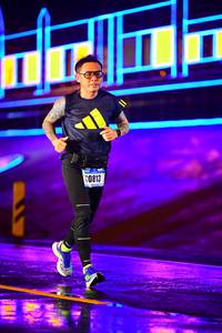 BIB: 0813
                            <button type="button" onclick="openModal(16731903)" class="btn btn-primary btn-sm float-right btn-popup" data-toggle="modal" data-target=".modal-high-quality">
                        <i class="fas fa-shopping-cart"></i> Add to Cart
                    </button>
                                            <button type="button" onclick="isThisMe(16731903, true)" class="btn btn-success btn-sm float-right btn-popup btn-isme hidden" data-toggle="tooltip" data-placement="bottom" title="นี่คือรูปของคุณใช่ไหม คลิกที่นี่เพื่อเอาเข้าอัลบั้ม">
                        <i class="fas fa-plus"></i> Add to album
                    </button>
                    <button type="button" onclick="isThisMe(16731903, false)" class="btn btn-warning btn-sm float-right btn-popup btn-isnotme hidden">
                        <i class="fas fa-ban"></i> Remove from album
                    </button>