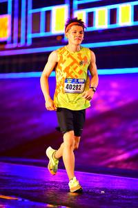 BIB: 40282
                            <button type="button" onclick="openModal(16600402)" class="btn btn-primary btn-sm float-right btn-popup" data-toggle="modal" data-target=".modal-high-quality">
                        <i class="fas fa-shopping-cart"></i> Add to Cart
                    </button>
                                            <button type="button" onclick="isThisMe(16600402, true)" class="btn btn-success btn-sm float-right btn-popup btn-isme hidden" data-toggle="tooltip" data-placement="bottom" title="นี่คือรูปของคุณใช่ไหม คลิกที่นี่เพื่อเอาเข้าอัลบั้ม">
                        <i class="fas fa-plus"></i> Add to album
                    </button>
                    <button type="button" onclick="isThisMe(16600402, false)" class="btn btn-warning btn-sm float-right btn-popup btn-isnotme hidden">
                        <i class="fas fa-ban"></i> Remove from album
                    </button>