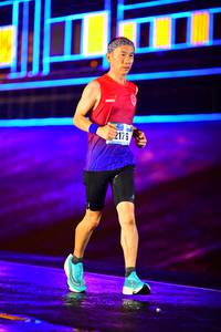 BIB: 2176
                            <button type="button" onclick="openModal(16635316)" class="btn btn-primary btn-sm float-right btn-popup" data-toggle="modal" data-target=".modal-high-quality">
                        <i class="fas fa-shopping-cart"></i> Add to Cart
                    </button>
                                            <button type="button" onclick="isThisMe(16635316, true)" class="btn btn-success btn-sm float-right btn-popup btn-isme hidden" data-toggle="tooltip" data-placement="bottom" title="นี่คือรูปของคุณใช่ไหม คลิกที่นี่เพื่อเอาเข้าอัลบั้ม">
                        <i class="fas fa-plus"></i> Add to album
                    </button>
                    <button type="button" onclick="isThisMe(16635316, false)" class="btn btn-warning btn-sm float-right btn-popup btn-isnotme hidden">
                        <i class="fas fa-ban"></i> Remove from album
                    </button>