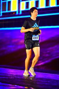 BIB: 42018
                            <button type="button" onclick="openModal(16706380)" class="btn btn-primary btn-sm float-right btn-popup" data-toggle="modal" data-target=".modal-high-quality">
                        <i class="fas fa-shopping-cart"></i> Add to Cart
                    </button>
                                            <button type="button" onclick="isThisMe(16706380, true)" class="btn btn-success btn-sm float-right btn-popup btn-isme hidden" data-toggle="tooltip" data-placement="bottom" title="นี่คือรูปของคุณใช่ไหม คลิกที่นี่เพื่อเอาเข้าอัลบั้ม">
                        <i class="fas fa-plus"></i> Add to album
                    </button>
                    <button type="button" onclick="isThisMe(16706380, false)" class="btn btn-warning btn-sm float-right btn-popup btn-isnotme hidden">
                        <i class="fas fa-ban"></i> Remove from album
                    </button>