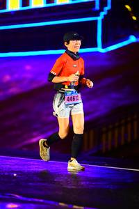 BIB: 44612
                            <button type="button" onclick="openModal(16700592)" class="btn btn-primary btn-sm float-right btn-popup" data-toggle="modal" data-target=".modal-high-quality">
                        <i class="fas fa-shopping-cart"></i> Add to Cart
                    </button>
                                            <button type="button" onclick="isThisMe(16700592, true)" class="btn btn-success btn-sm float-right btn-popup btn-isme hidden" data-toggle="tooltip" data-placement="bottom" title="นี่คือรูปของคุณใช่ไหม คลิกที่นี่เพื่อเอาเข้าอัลบั้ม">
                        <i class="fas fa-plus"></i> Add to album
                    </button>
                    <button type="button" onclick="isThisMe(16700592, false)" class="btn btn-warning btn-sm float-right btn-popup btn-isnotme hidden">
                        <i class="fas fa-ban"></i> Remove from album
                    </button>