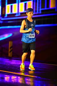 BIB: 40390
                            <button type="button" onclick="openModal(16985727)" class="btn btn-primary btn-sm float-right btn-popup" data-toggle="modal" data-target=".modal-high-quality">
                        <i class="fas fa-shopping-cart"></i> Add to Cart
                    </button>
                                            <button type="button" onclick="isThisMe(16985727, true)" class="btn btn-success btn-sm float-right btn-popup btn-isme hidden" data-toggle="tooltip" data-placement="bottom" title="นี่คือรูปของคุณใช่ไหม คลิกที่นี่เพื่อเอาเข้าอัลบั้ม">
                        <i class="fas fa-plus"></i> Add to album
                    </button>
                    <button type="button" onclick="isThisMe(16985727, false)" class="btn btn-warning btn-sm float-right btn-popup btn-isnotme hidden">
                        <i class="fas fa-ban"></i> Remove from album
                    </button>