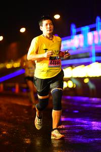 BIB: 44666
                            <button type="button" onclick="openModal(16950637)" class="btn btn-primary btn-sm float-right btn-popup" data-toggle="modal" data-target=".modal-high-quality">
                        <i class="fas fa-shopping-cart"></i> Add to Cart
                    </button>
                                            <button type="button" onclick="isThisMe(16950637, true)" class="btn btn-success btn-sm float-right btn-popup btn-isme hidden" data-toggle="tooltip" data-placement="bottom" title="นี่คือรูปของคุณใช่ไหม คลิกที่นี่เพื่อเอาเข้าอัลบั้ม">
                        <i class="fas fa-plus"></i> Add to album
                    </button>
                    <button type="button" onclick="isThisMe(16950637, false)" class="btn btn-warning btn-sm float-right btn-popup btn-isnotme hidden">
                        <i class="fas fa-ban"></i> Remove from album
                    </button>